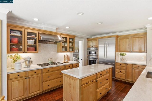 1088 Yorkshire Pl, Danville, CA 94506