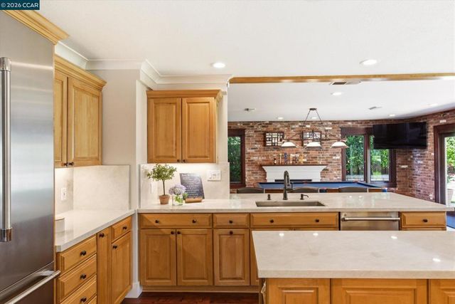 1088 Yorkshire Pl, Danville, CA 94506