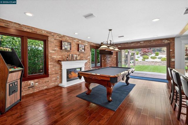 1088 Yorkshire Pl, Danville, CA 94506