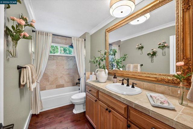 1088 Yorkshire Pl, Danville, CA 94506