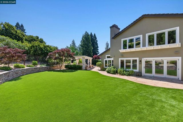 1088 Yorkshire Pl, Danville, CA 94506