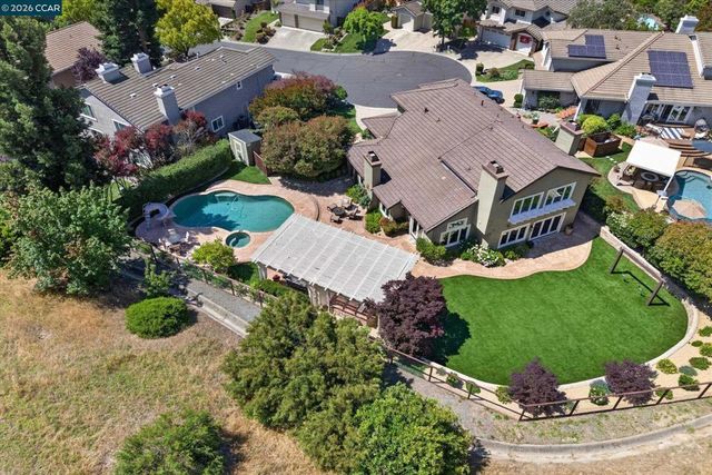 1088 Yorkshire Pl, Danville, CA 94506