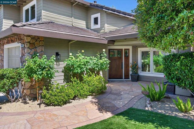 1088 Yorkshire Pl, Danville, CA 94506