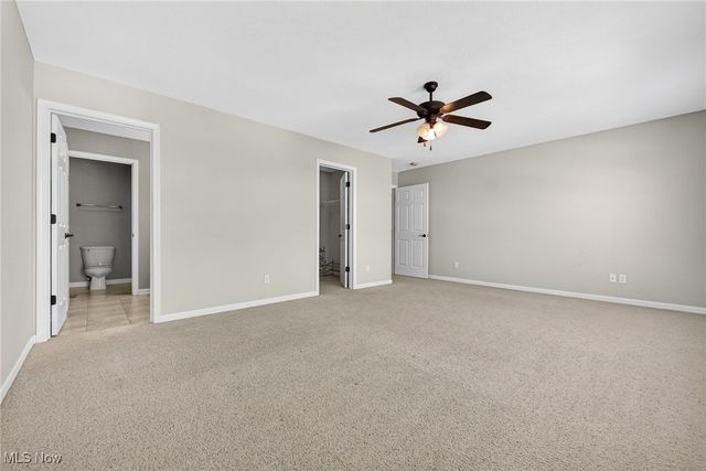 300 Lakewick Lane, Willowick, OH 44095