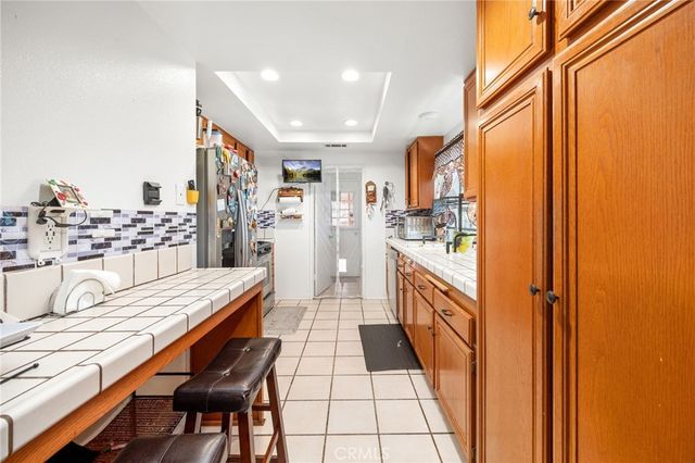 28300 Calle Gaviota, Sun City, CA 92586