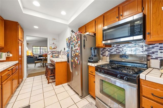 28300 Calle Gaviota, Sun City, CA 92586