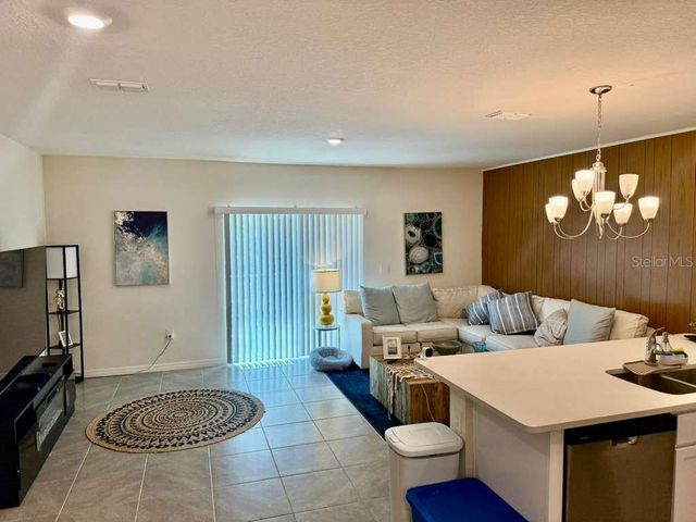 2372 PENGUIN BLVD, Davenport, FL 33837