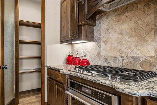 13145 NE Clearwater Cir, Elgin, OK 73538