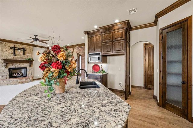 13145 NE Clearwater Cir, Elgin, OK 73538