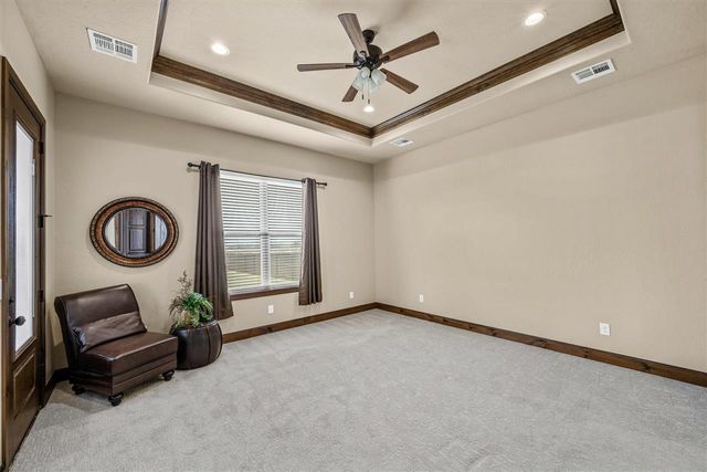 13145 NE Clearwater Cir, Elgin, OK 73538