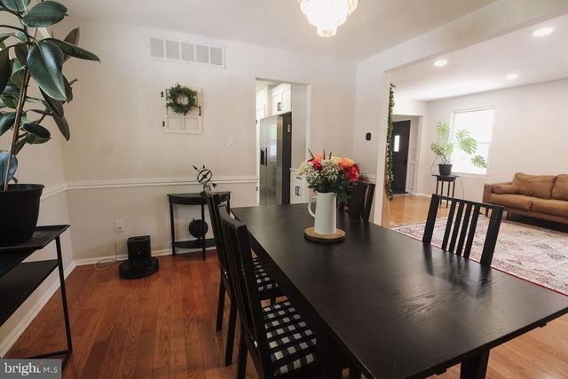 11 MILL CT, Sicklerville, NJ 08081