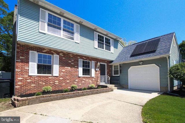 11 MILL CT, Sicklerville, NJ 08081