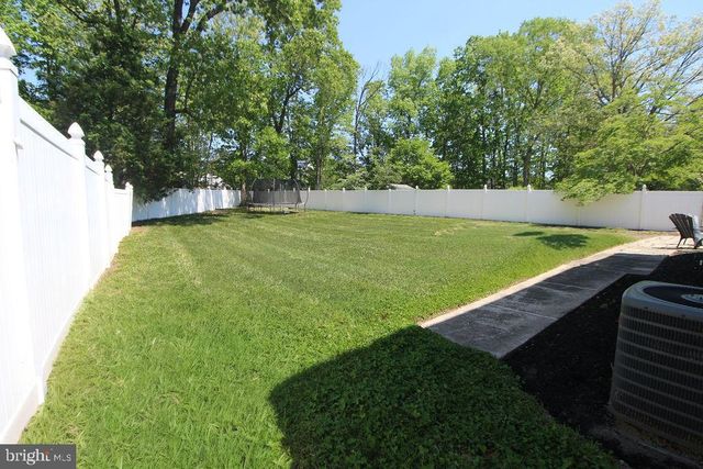 11 MILL CT, Sicklerville, NJ 08081