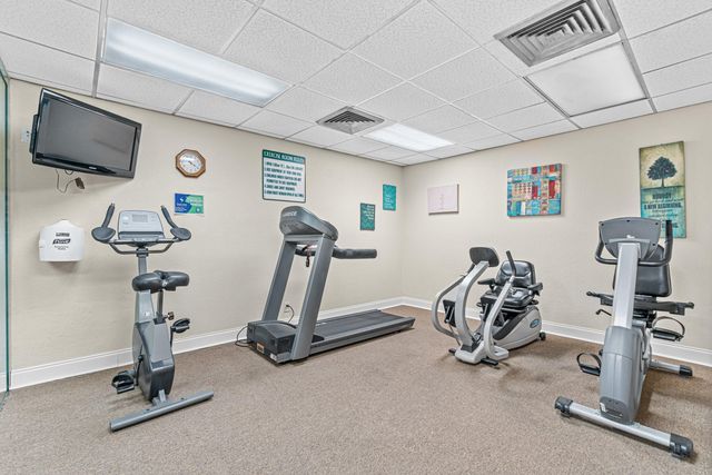 1020 Silk Oak Terrace, Delray Beach, FL 33445