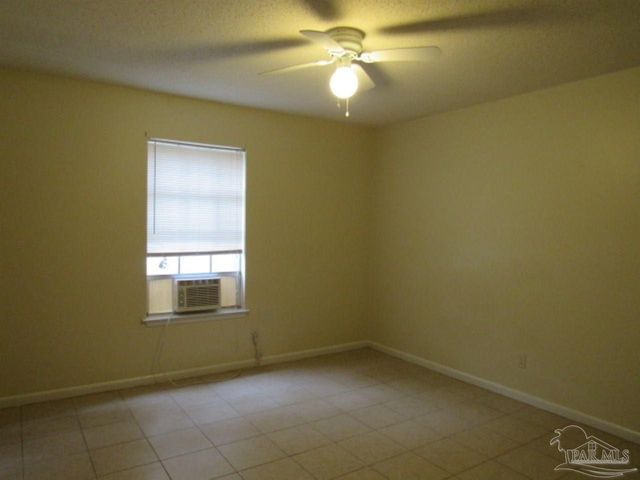 4965 Catalina Cir, Pensacola, FL 32506