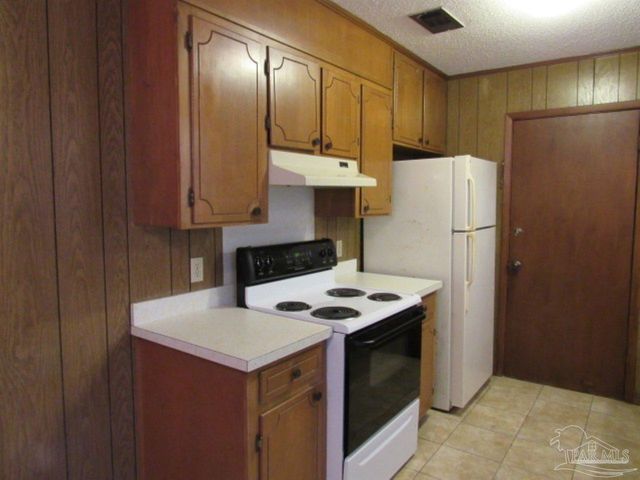 4965 Catalina Cir, Pensacola, FL 32506