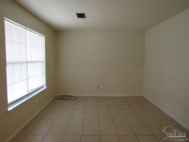 4965 Catalina Cir, Pensacola, FL 32506