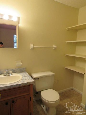 4965 Catalina Cir, Pensacola, FL 32506