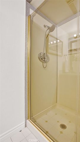 5011 Cambridge, Westminster, CA 92683