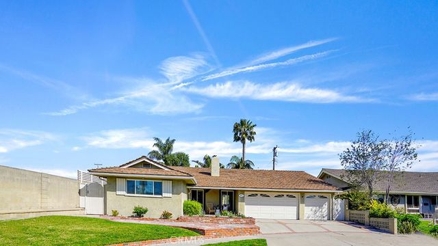 5011 Cambridge, Westminster, CA 92683