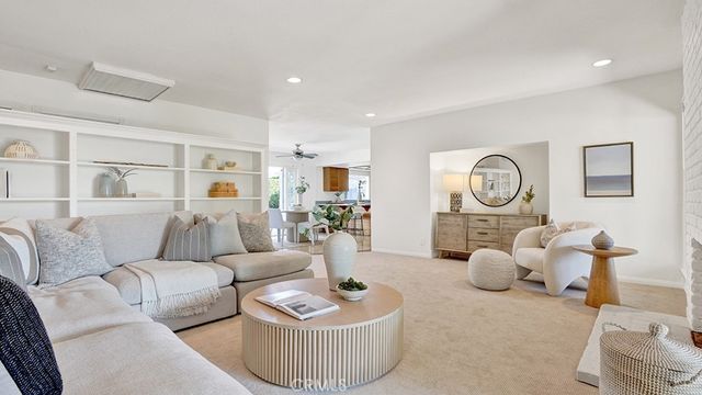 5011 Cambridge, Westminster, CA 92683