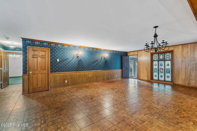 1818 Friendly Road, Goldsboro, NC 27530