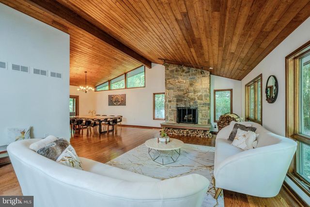 10808 NICHOLSRIDGE RD, Great Falls, VA 22066