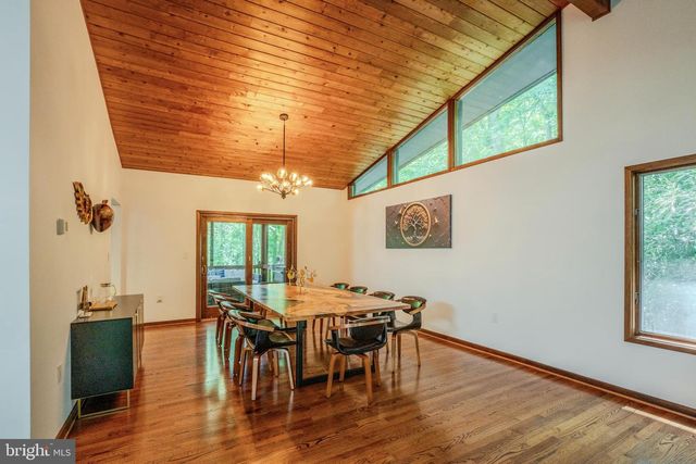 10808 NICHOLSRIDGE RD, Great Falls, VA 22066