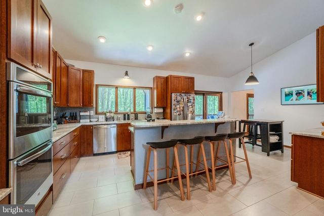 10808 NICHOLSRIDGE RD, Great Falls, VA 22066