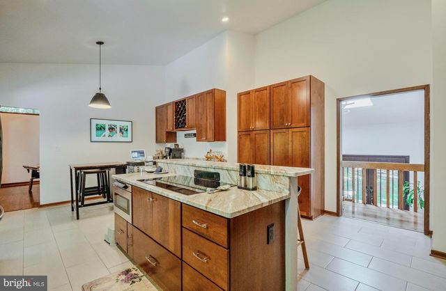10808 NICHOLSRIDGE RD, Great Falls, VA 22066