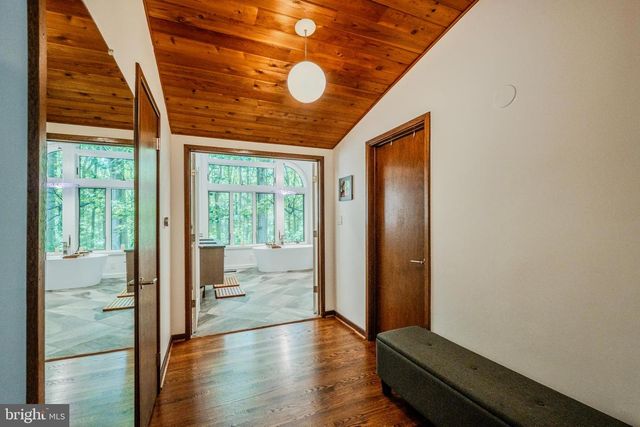 10808 NICHOLSRIDGE RD, Great Falls, VA 22066