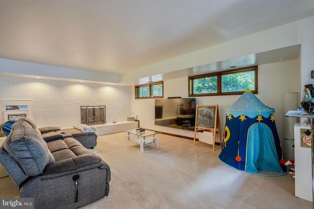 10808 NICHOLSRIDGE RD, Great Falls, VA 22066