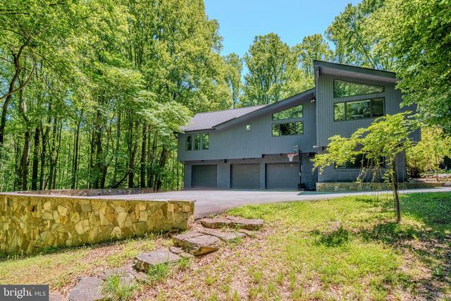 10808 NICHOLSRIDGE RD, Great Falls, VA 22066