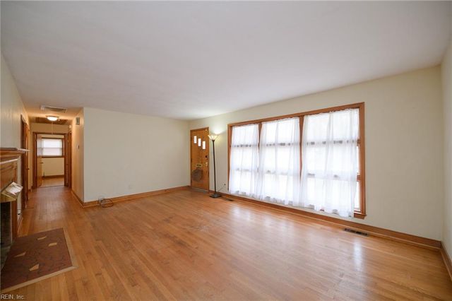 140 Henry Clay RD, Newport News, VA 23601