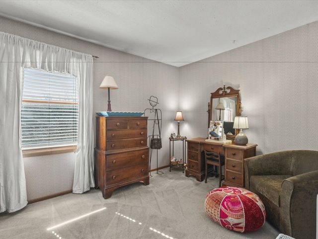 6650 Grassridge Road, Rockford, IL 61108