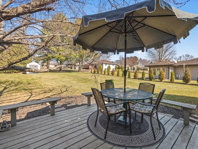 6650 Grassridge Road, Rockford, IL 61108