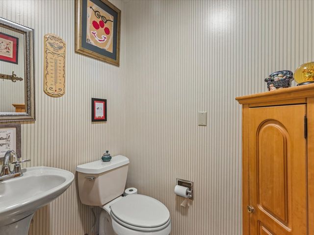 6650 Grassridge Road, Rockford, IL 61108