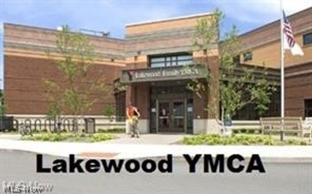1675 Woodward Avenue, Lakewood, OH 44107