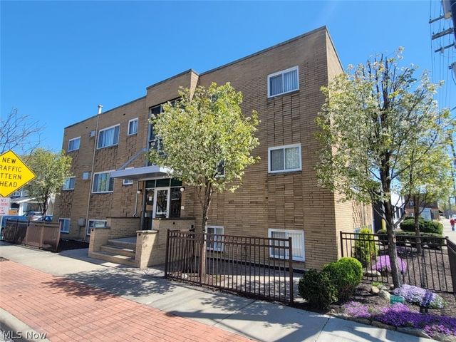 1675 Woodward Avenue, Lakewood, OH 44107