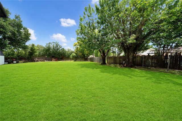 6717 Mesa Drive, North Richland Hills, TX 76182