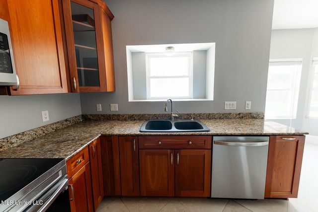 14801 Rue Mornay Drive, Biloxi, MS 39532