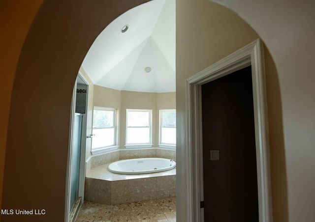 14801 Rue Mornay Drive, Biloxi, MS 39532