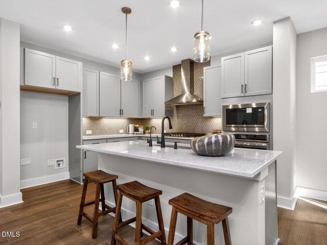 33 Hillway Road, Pittsboro, NC 27312