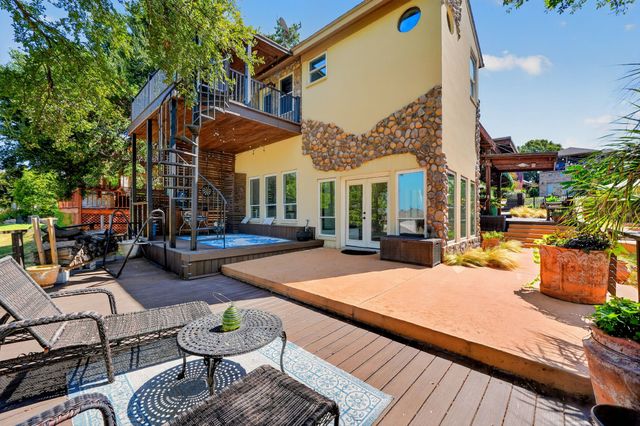 502 Columbia Drive, Rockwall, TX 75032