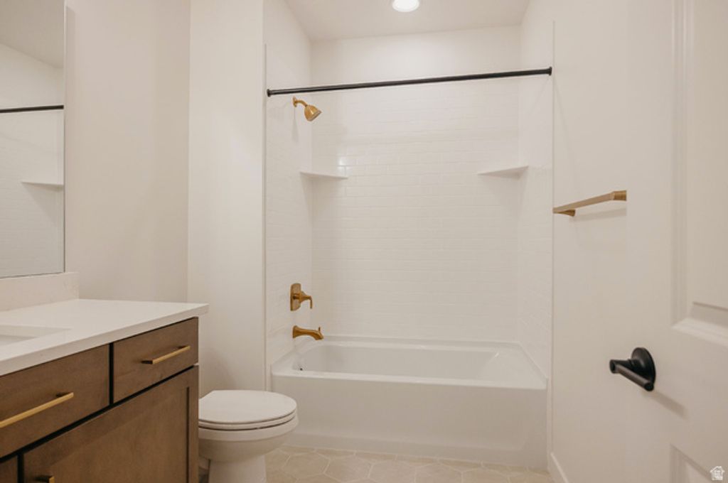 Image 23 of property listing at 1582 W CANYON RIM RD #610, Lehi, UT 84048