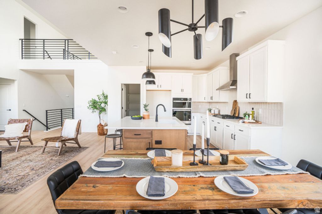 Image 10 of property listing at 1582 W CANYON RIM RD #610, Lehi, UT 84048