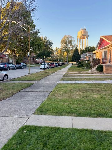 5137 S Rutherford Avenue, Chicago, IL 60638