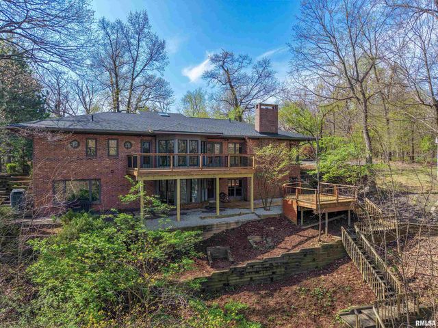 309 W RAVINWOODS Road, Peoria, IL 61615