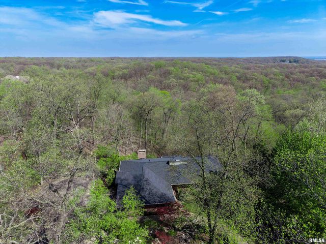 309 W RAVINWOODS Road, Peoria, IL 61615