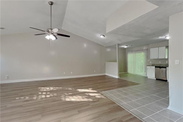 1174 Empire Circle, Lawrenceville, GA 30044